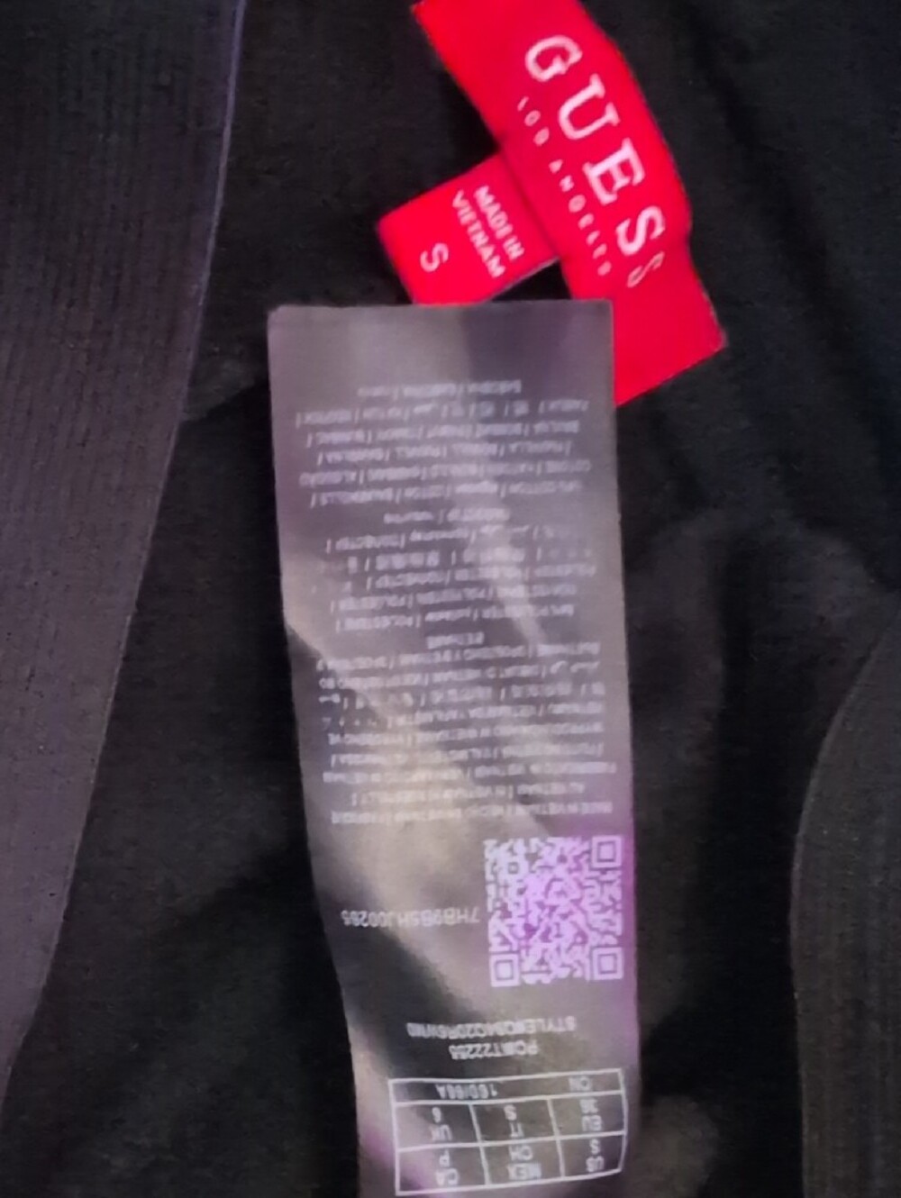 GUESS Black Logo-Trim Jogger Pants - Picture 4 of 5